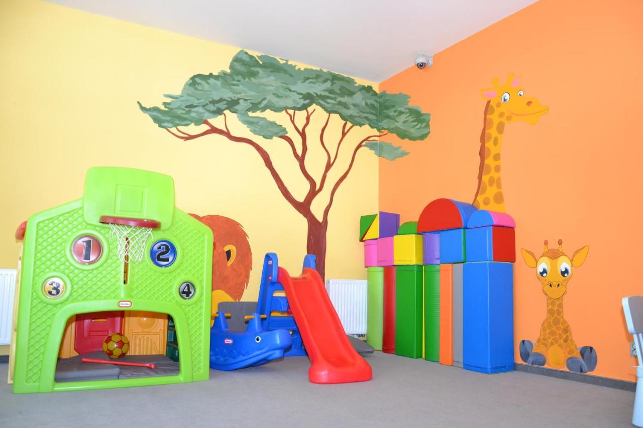 Apartament Polanki Z Basenem Blisko Plazy Apartment โควอบเซก ภายนอก รูปภาพ